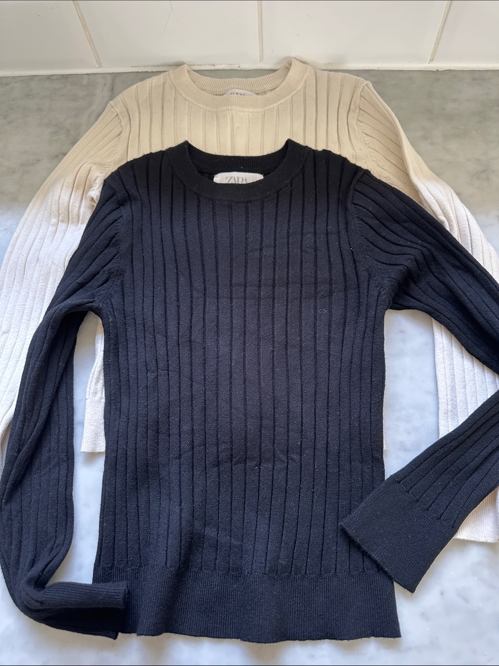 Zara Girl’s Size 10 Crewneck Sweater Duo - Black & Cream
